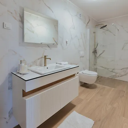 Adda Apartman *