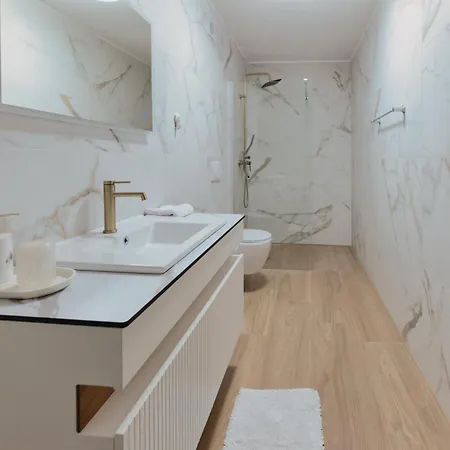 Apartman Adda *